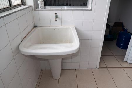 Apartamento para alugar com 90m², 2 quartos e 1 vagaÁrea de Serviço