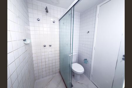 Apartamento para alugar com 67m², 2 quartos e 2 vagasBanheiro da Suíte