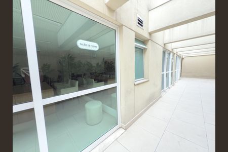 Apartamento para alugar com 67m², 2 quartos e 2 vagasÁrea comum - Salão de festas