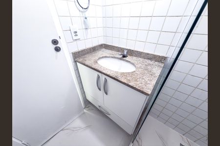 Apartamento para alugar com 67m², 2 quartos e 2 vagasBanheiro da Suíte