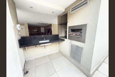 Apartamento para alugar com 67m², 2 quartos e 2 vagasÁrea comum - Churrasqueira