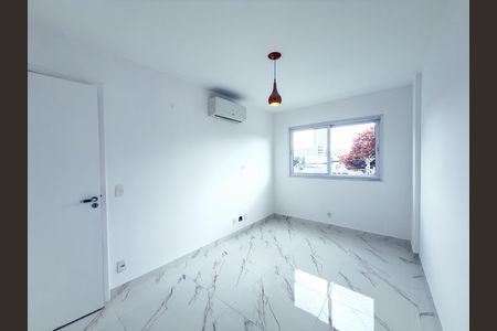 Apartamento para alugar com 67m², 2 quartos e 2 vagasQuarto 2 - Suíte