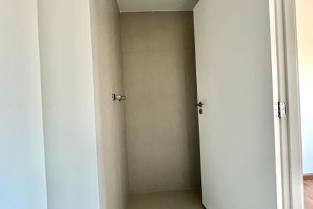 Apartamento à venda com 66m², 2 quartos e 1 vagaBanheiro da Suíte