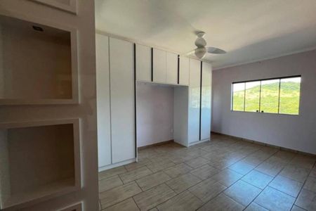 Casa para alugar com 102m², 3 quartos e 2 vagas