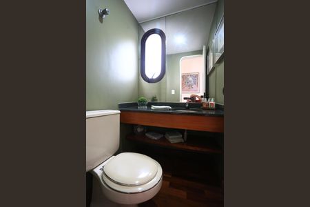 Apartamento para alugar com 180m², 3 quartos e 3 vagasLavabo