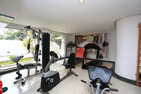 Apartamento para alugar com 180m², 3 quartos e 3 vagasÁrea comum - Academia