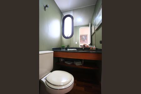 Apartamento para alugar com 180m², 3 quartos e 3 vagasLavabo