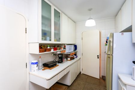 Apartamento para alugar com 180m², 3 quartos e 3 vagasCozinha