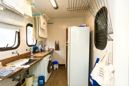 Apartamento para alugar com 180m², 3 quartos e 3 vagasCozinha