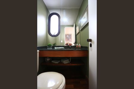 Apartamento para alugar com 180m², 3 quartos e 3 vagasLavabo