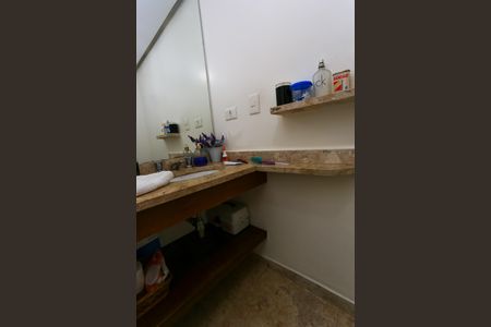 Apartamento para alugar com 180m², 3 quartos e 3 vagasBanheiro da Suíte 1