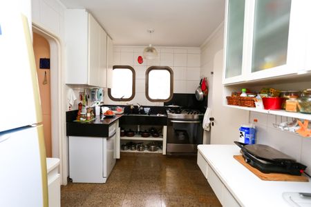 Apartamento para alugar com 180m², 3 quartos e 3 vagasCozinha