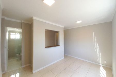 Sala de apartamento para alugar com 2 quartos, 55m² em Conjunto Residencial Souza Queiroz, Campinas