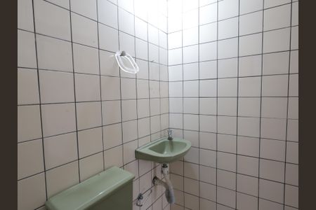 Casa para alugar com 303m², 6 quartos e 3 vagasBanheiro da Suíte 3 - garagem