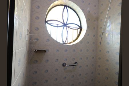 Casa para alugar com 303m², 6 quartos e 3 vagasBanheiro