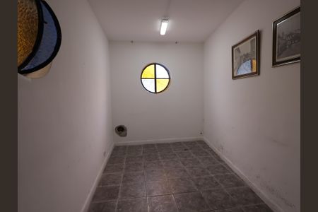 Casa para alugar com 303m², 6 quartos e 3 vagasSuíte 4 - piso garagem