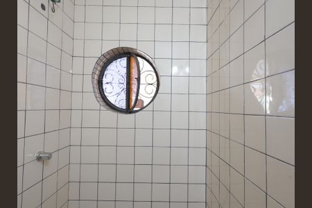 Casa para alugar com 303m², 6 quartos e 3 vagasBanheiro da Suíte 3 - garagem