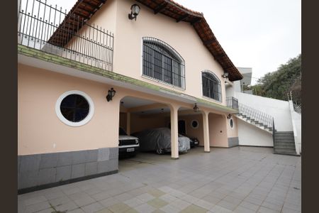 Casa para alugar com 303m², 6 quartos e 3 vagasGaragem