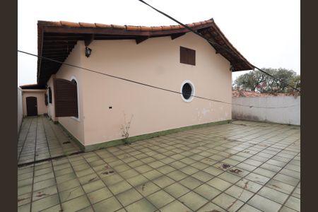 Casa para alugar com 303m², 6 quartos e 3 vagasQuintal