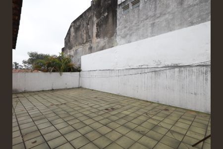 Casa para alugar com 303m², 6 quartos e 3 vagasQuintal