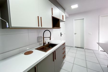 Apartamento à venda com 37m², 2 quartos e sem vagaCozinha e Área de Serviço