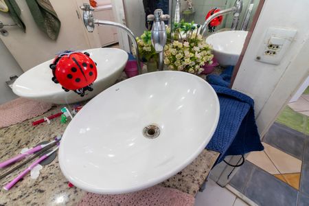 Apartamento à venda com 50m², 2 quartos e 1 vagaBanheiro