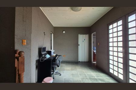 Casa à venda com 254m², 3 quartos e 3 vagasSala 2