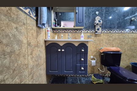 Casa à venda com 254m², 3 quartos e 3 vagasBanheiro da suíte