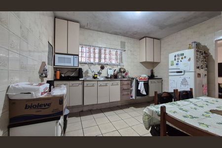 Casa à venda com 254m², 3 quartos e 3 vagasCozinha