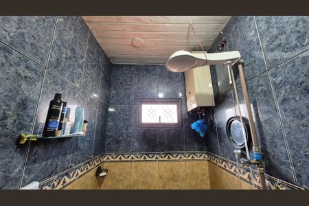 Casa à venda com 254m², 3 quartos e 3 vagasBanheiro da suíte