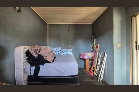 Casa à venda com 254m², 3 quartos e 3 vagasQuarto