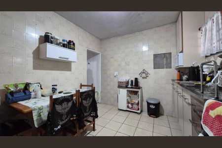 Casa à venda com 254m², 3 quartos e 3 vagasCozinha