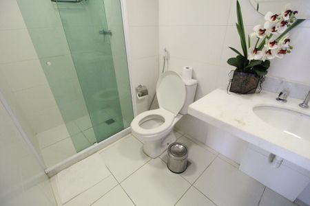 Apartamento para alugar com 69m², 2 quartos e 2 vagasBanheiro da suíte 1