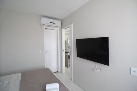 Suíte 1 de apartamento para alugar com 2 quartos, 69m² em Jacarepaguá, Rio de Janeiro