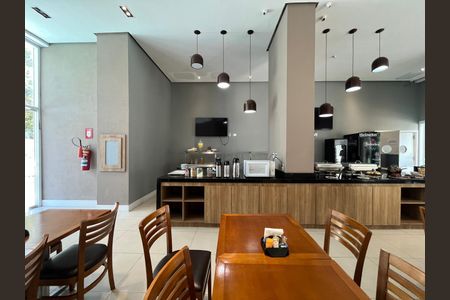 Apartamento para alugar com 69m², 2 quartos e 2 vagas Apartamento para alugar com 69m², 2 quartos e 2 vagasÁrea comum - Restaurante