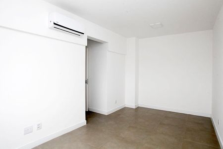 Apartamento à venda com 72m², 2 quartos e 2 vagasSuíte