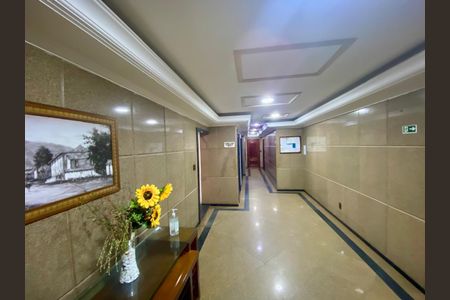 Apartamento para alugar com 147m², 3 quartos e 2 vagas Apartamento para alugar com 147m², 3 quartos e 2 vagasHall de entrada