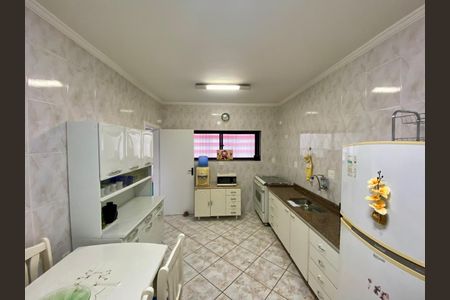 Apartamento para alugar com 147m², 3 quartos e 2 vagas Apartamento para alugar com 147m², 3 quartos e 2 vagasCozinha