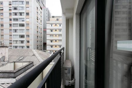 Studio para alugar com 47m², 1 quarto e sem vagaVaranda