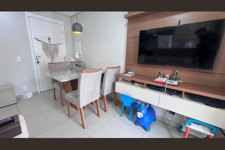 Apartamento à venda com 62m², 2 quartos e 1 vagaSala