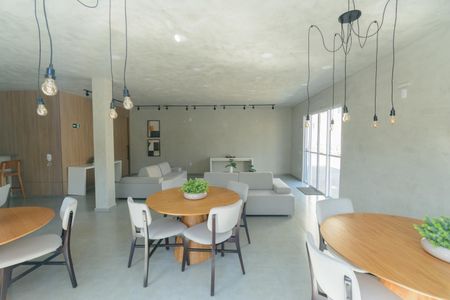 Apartamento para alugar com 54m², 2 quartos e 1 vaga Apartamento para alugar com 54m², 2 quartos e 1 vagaÁrea comum - Salão de Festas