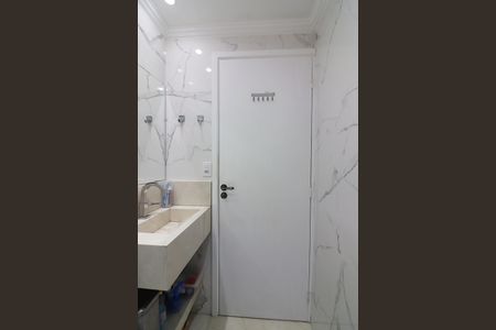 Apartamento à venda com 56m², 2 quartos e 2 vagasBanheiro Social
