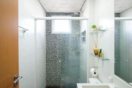 Apartamento à venda com 160m², 2 quartos e 2 vagasBanheiro da suíte