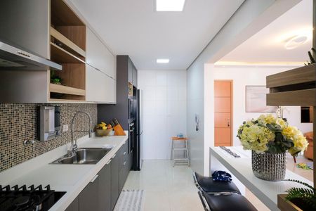 Apartamento à venda com 160m², 2 quartos e 2 vagasCozinha