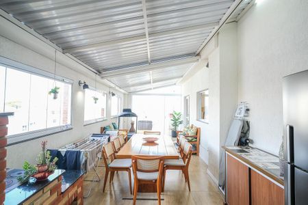 Apartamento à venda com 160m², 2 quartos e 2 vagasVaranda gourmet