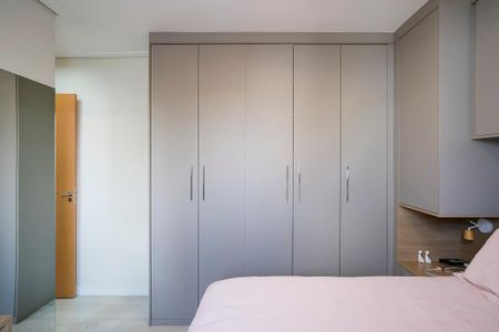 Apartamento à venda com 160m², 2 quartos e 2 vagasSuíte