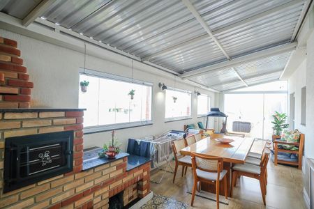 Apartamento à venda com 160m², 2 quartos e 2 vagasVaranda gourmet