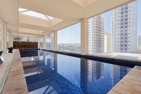 Apartamento à venda com 120m², 3 quartos e 2 vagasÁrea comum - Piscina climatizada
