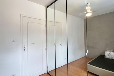 Quarto de apartamento para alugar com 1 quarto, 46m² em Boqueirão, Santos