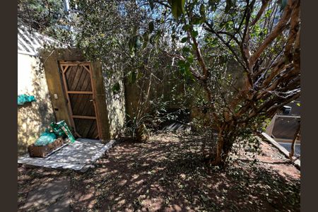 Casa à venda com 190m², 3 quartos e 3 vagasQuintal